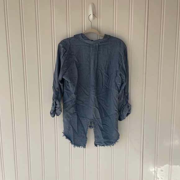 Blue Button Down - Picture 4 of 5